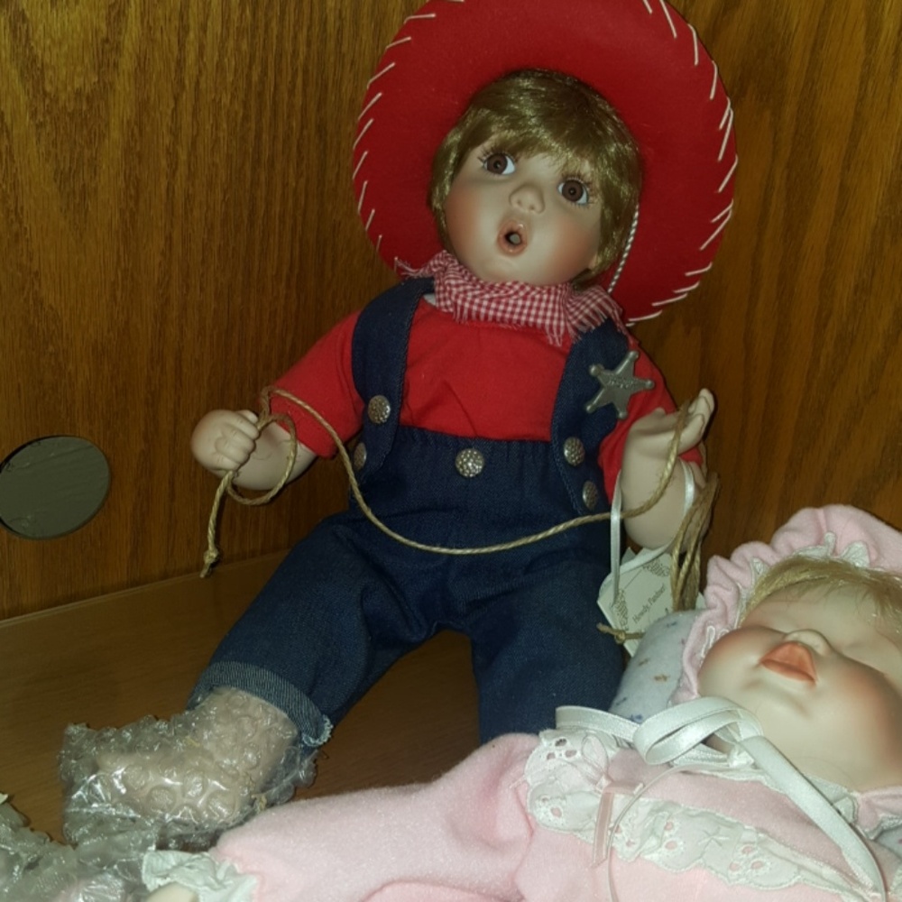 Hamilton Doll Collection!! - Picture 8 of 8
